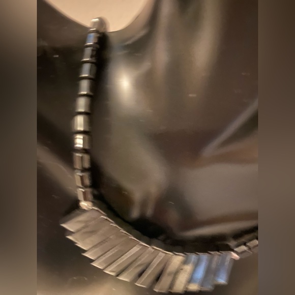 Black Hematite Beaded Necklace With Bars - Picture 4 of 8